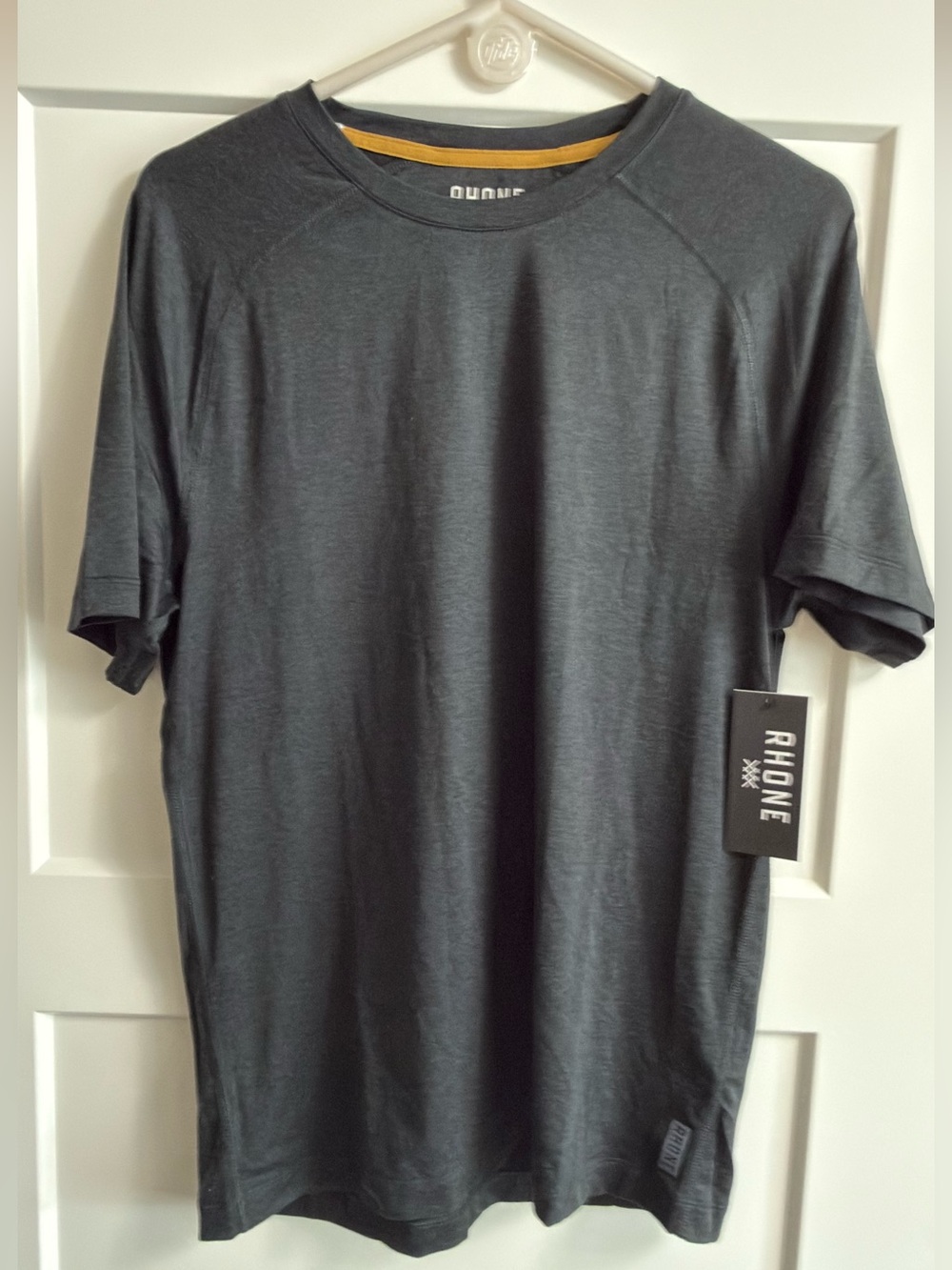 Atmosphere Tee - True Black Heather | Men's Small | NWT